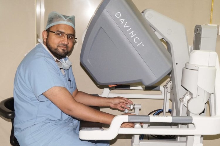 AINU Doctors Use Robotics to Repair Decades-Old Bladder Leak